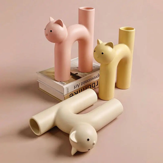 Cream-Style Cat Ceramic Vase – Cute Decorative Flower Vase for Bedroom, Living Room & Office Decor